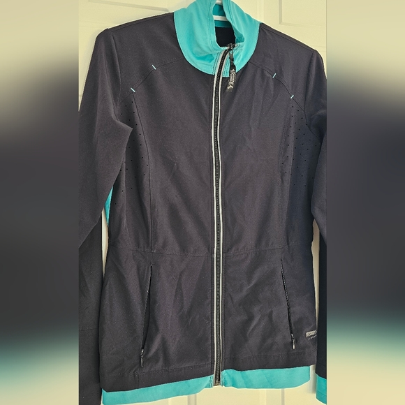 (S) Running room fit wear jersey zip up jacket - Picture 8 of 11